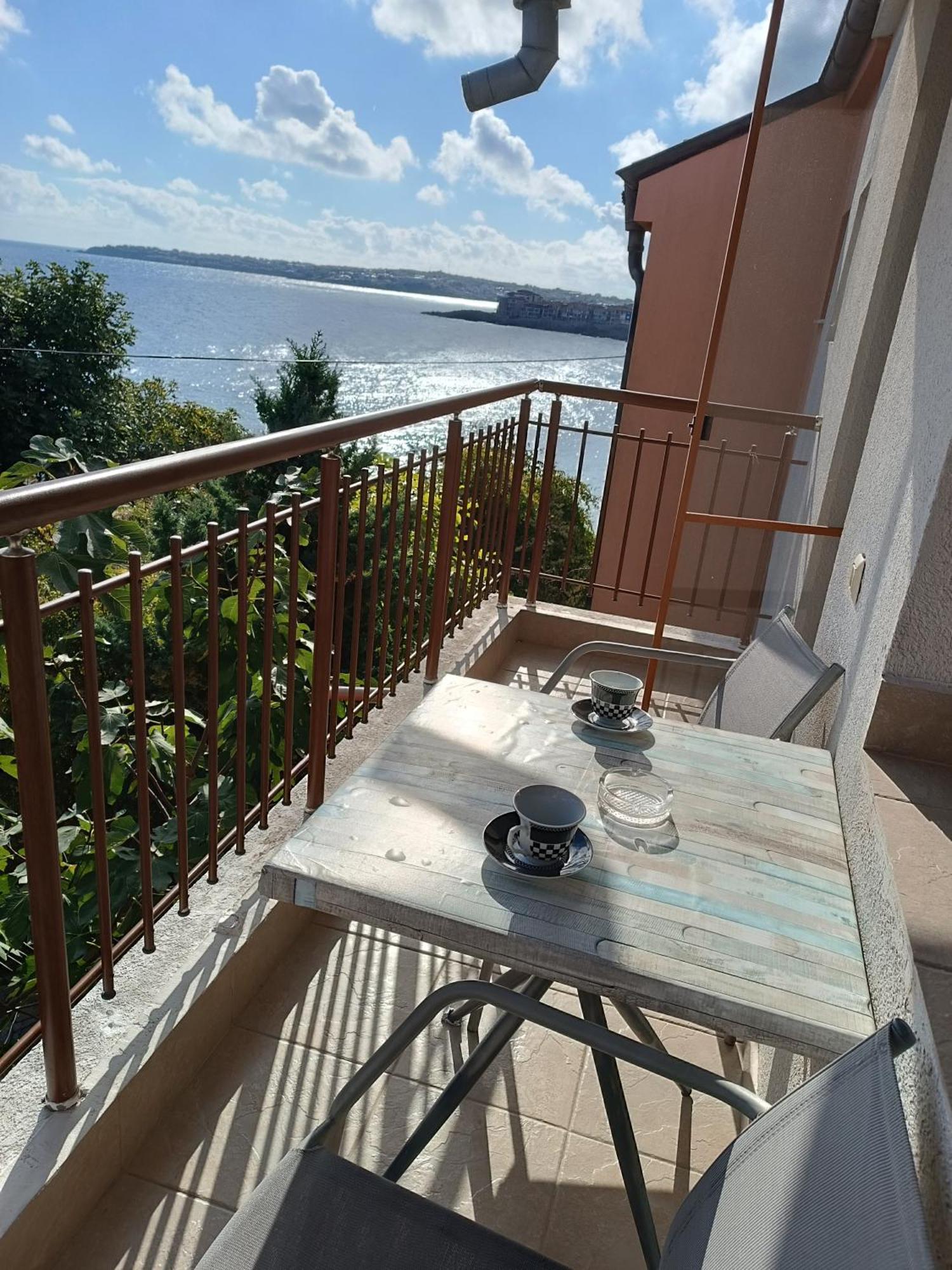 Farlalievi Guest House Sozopol Exteriér fotografie